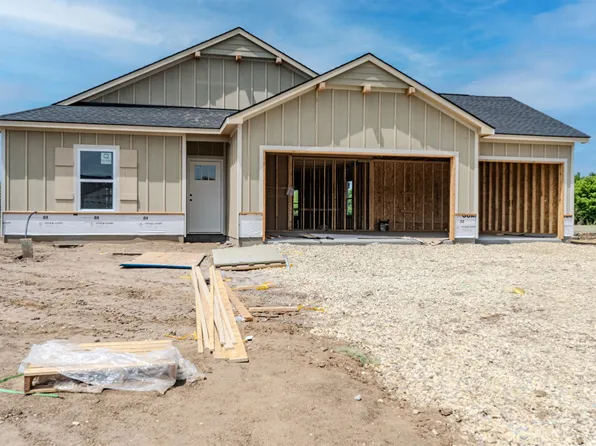 4905 N Spruce St, Wichita, KS 67216