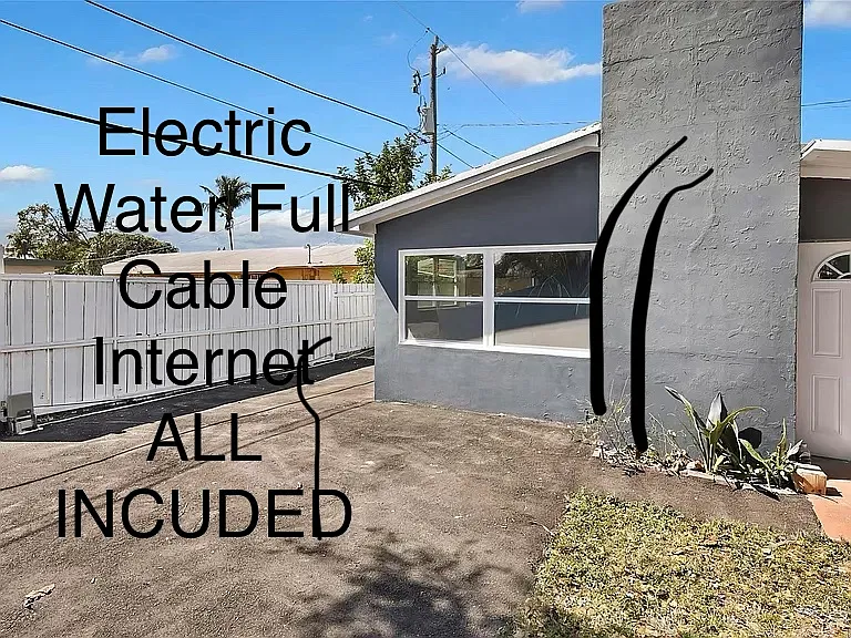 Studio, 500 sqft, $1,899 — Photo 2