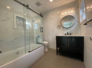 463 E 9th St, Upland, CA 91786