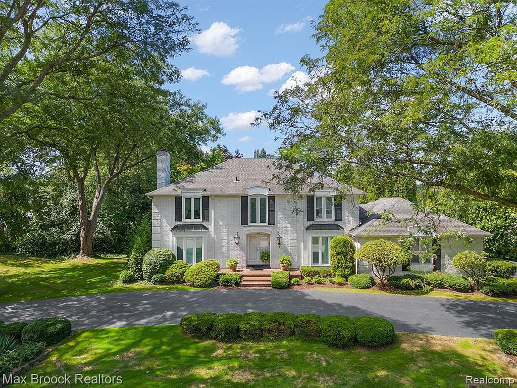 4646 Sunningdale Dr, Bloomfield Hills, MI 48302 MLS 20230068331 Zillow