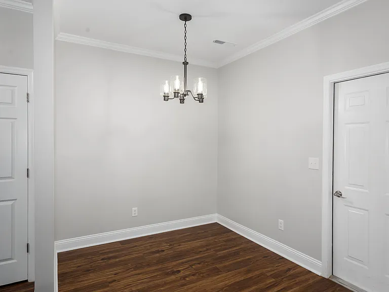 116 Bridletrace Ln — Photo 10