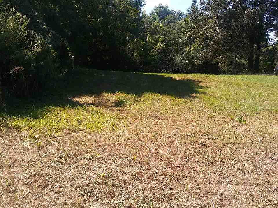 2nd image of 759 Flynn Rd #W-16