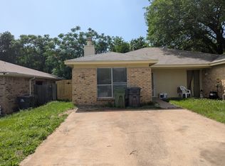 514 Claire Ct, Arlington, TX 76012
