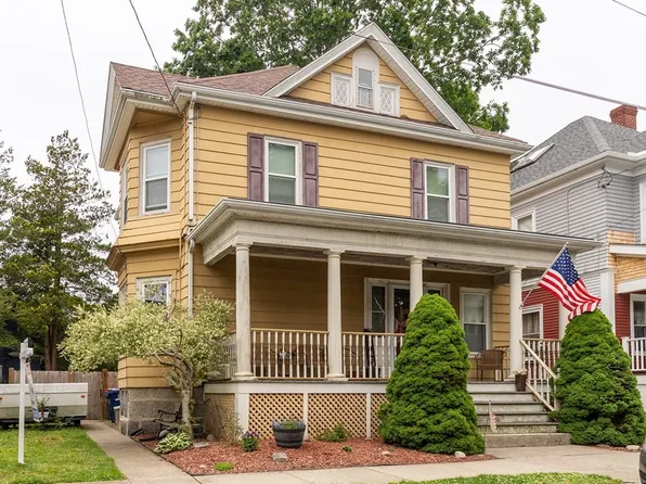 43 Rotch St, New Bedford, MA 02740