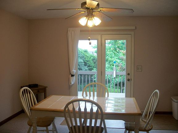 2nd image of 205 Tulip Dr