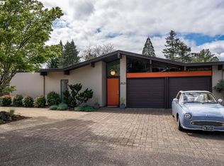 8525 SW Cecilia Ter, Portland, OR 97223