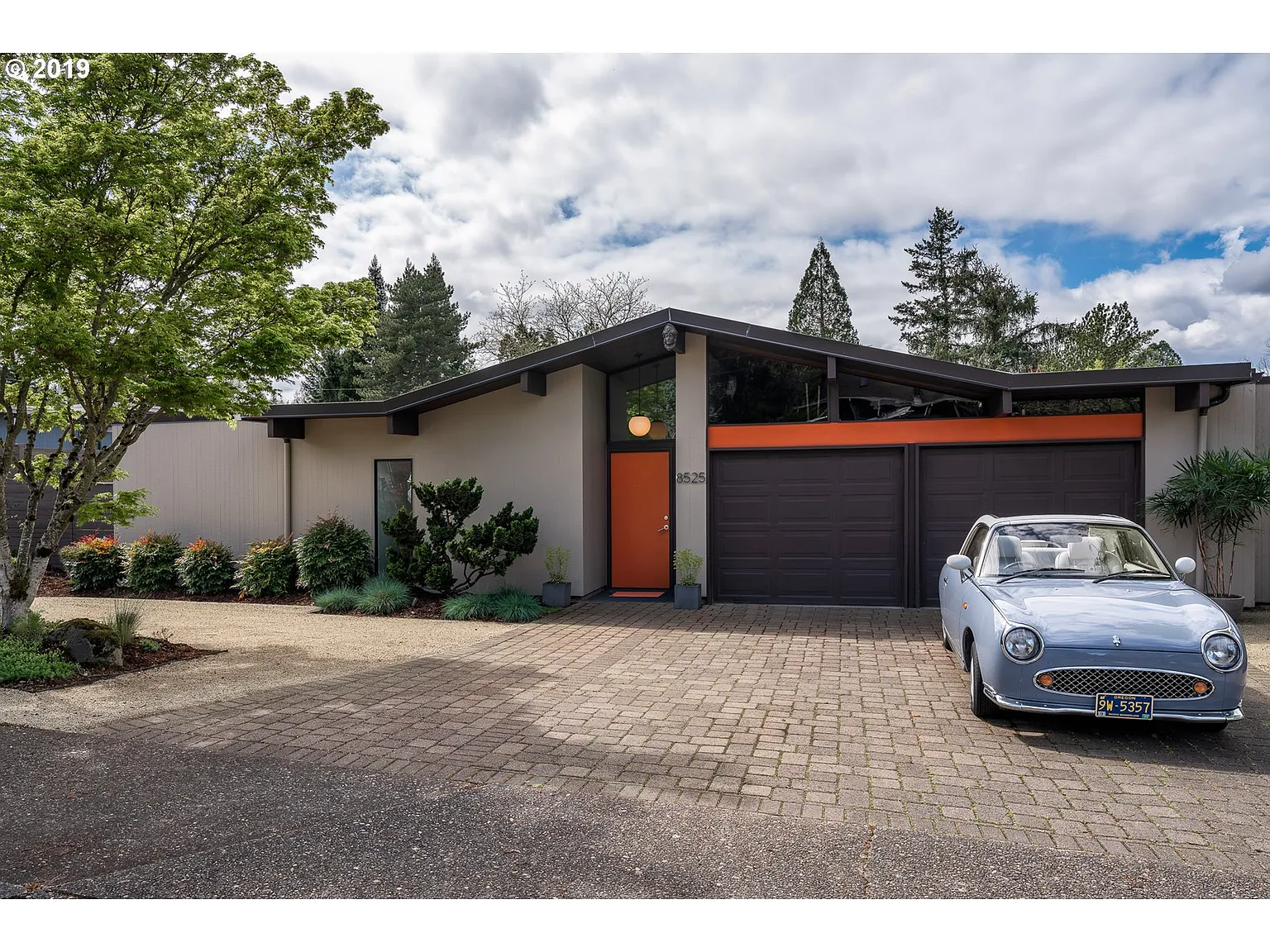 8525 SW Cecilia Ter photo 1