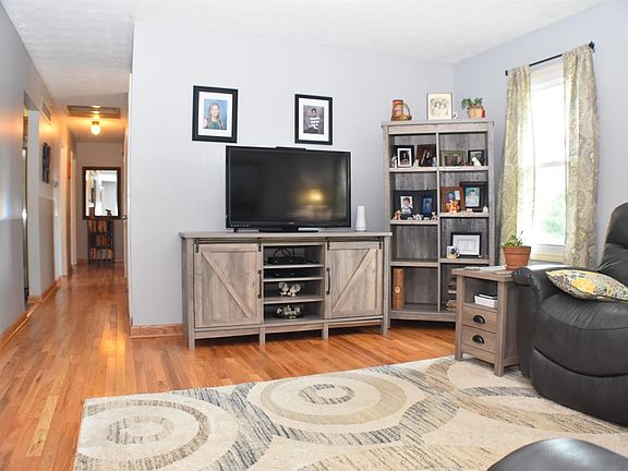 5th image of 3729 Belleau Wood Dr