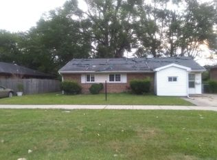 9855 S Van Vlissingen Rd, Chicago, IL 60617