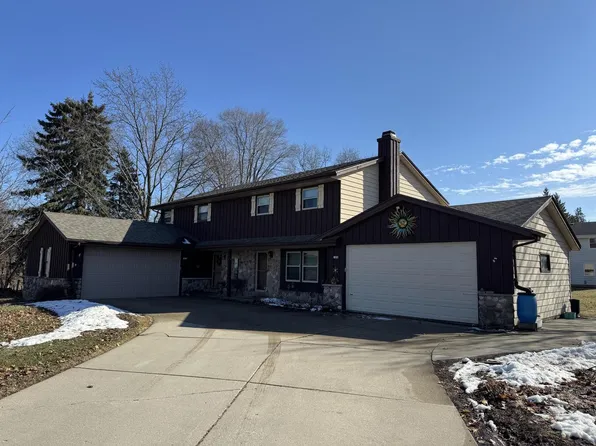 613 Brasted PLACE, Waukesha, WI 53186