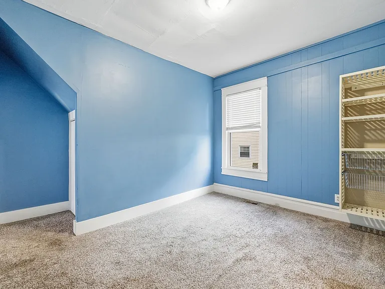 118 Wilson Ave — Photo 10