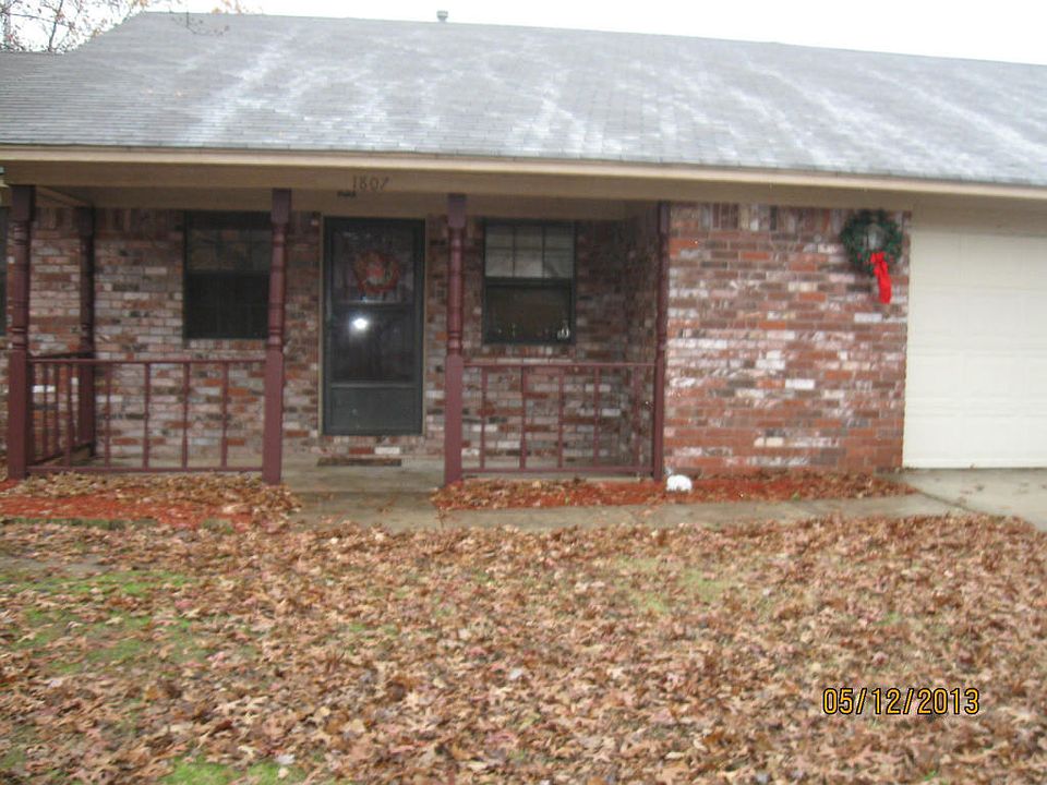 1st image of 1807 S Tampa Ave
