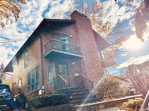4 Avenue B Photo 1