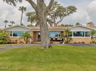 634 Riverside Dr, Holly Hill, FL 32117