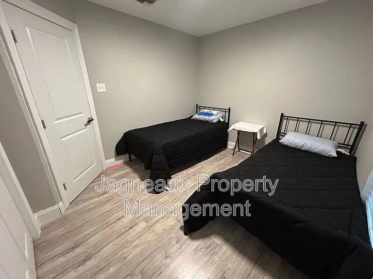 416 Rue Canard — Photo 9
