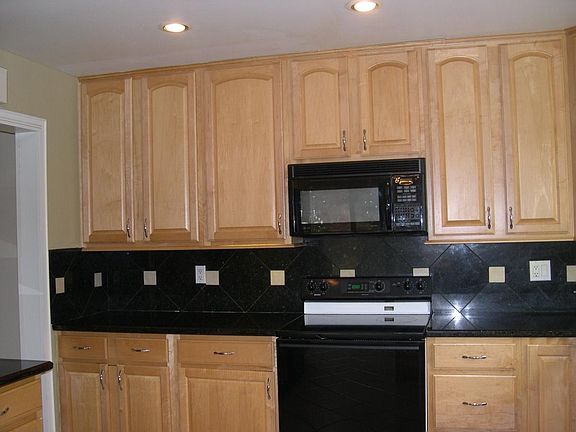 3rd image of 4211 S Blackwood St