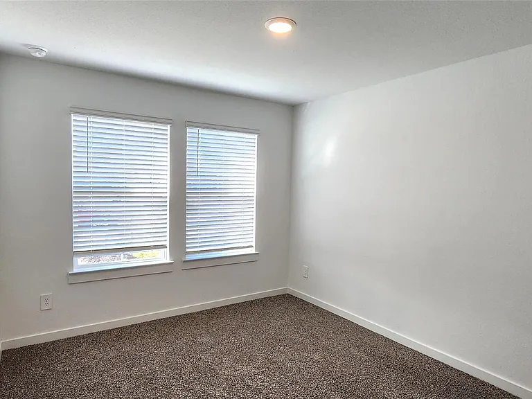 4031 Pierce Place Ln — Photo 17
