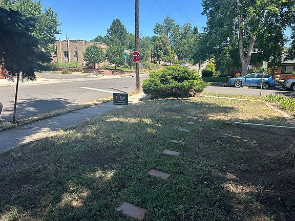 4th image of 2601 S Lincoln St