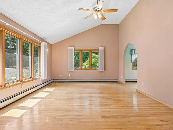 5th image of 555 Dirigo Road