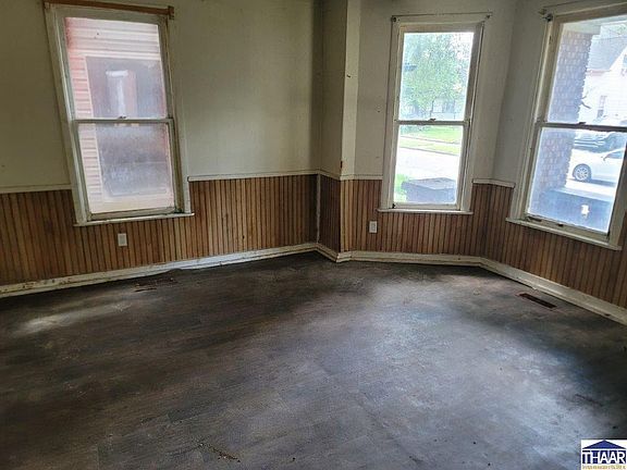 3rd image of 1614 7th Ave