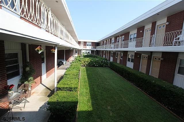 2nd image of 9100 Amherst Ave APT B5