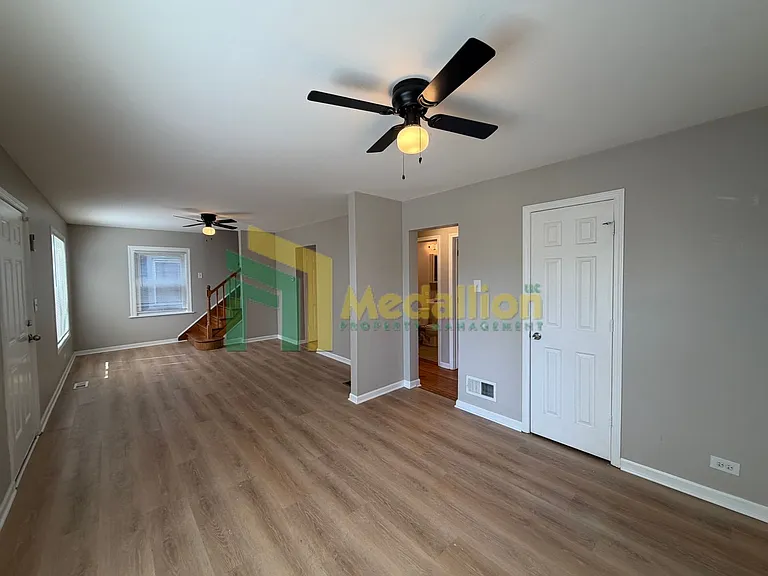 12432 S Lowe Ave — Photo 2