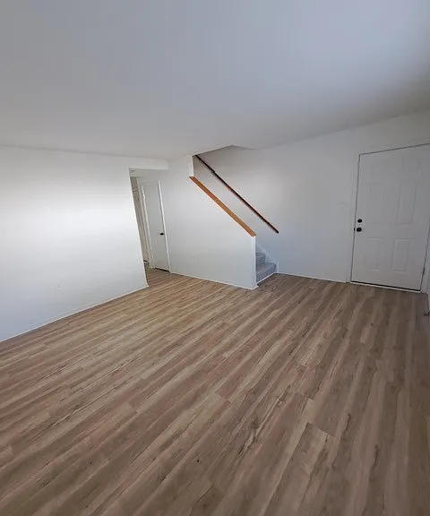 2743 Gatewood Cir — Photo 2