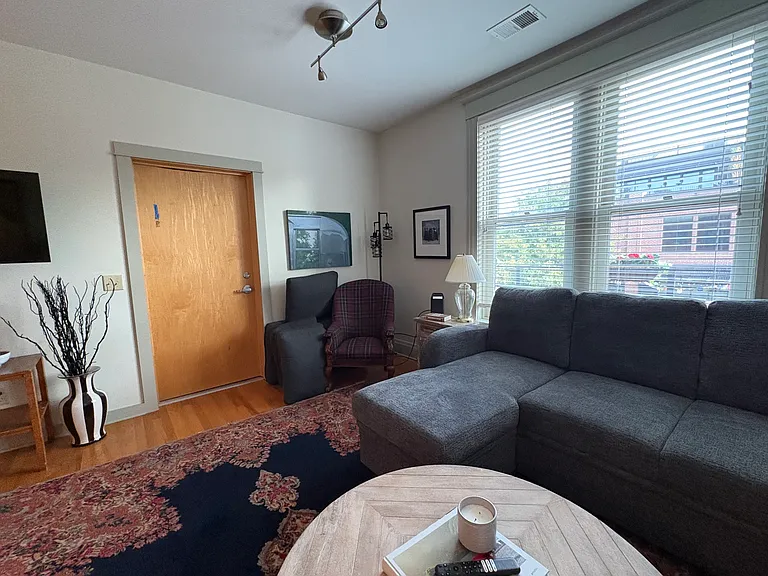 5019 Underwood Ave — Photo 14