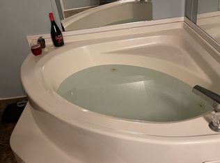 5702 Angola Rd, Toledo, OH 43615