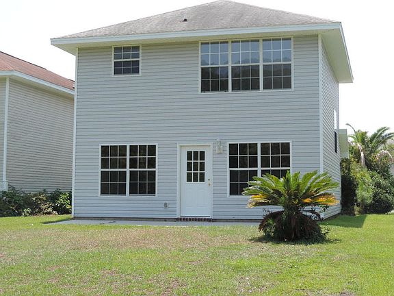 2nd image of 277 Twin Lakes Ln