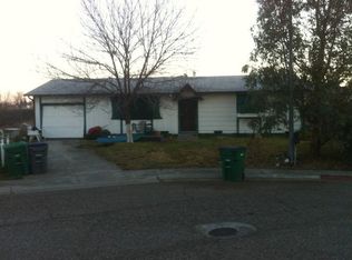 240 Taylor Ct, Corning, CA 96021
