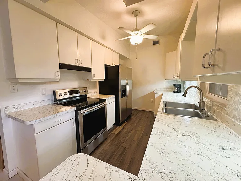 4379 Conway Blvd — Photo 8
