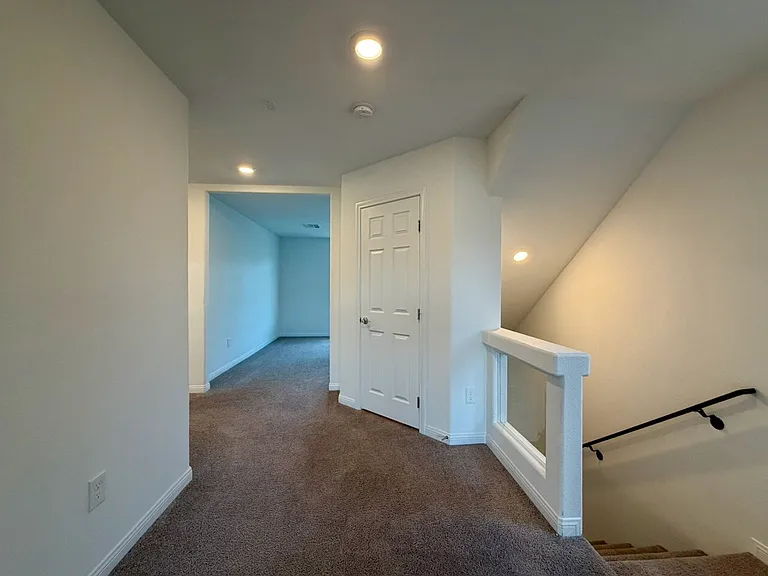 7748 Pacific Dunes St — Photo 32