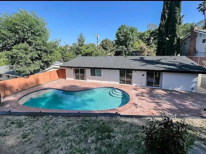 20435 Miranda St — Photo 26