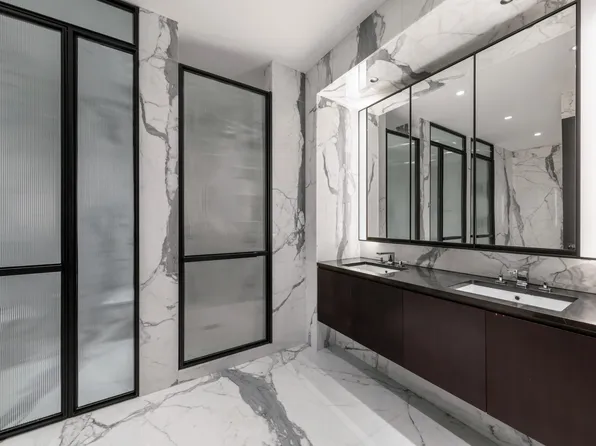 157 West 57th Street image 18 of 19