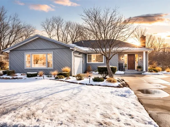 3906 Everett Rd, Richfield, OH 44286