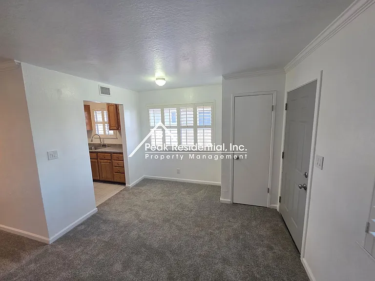 5948 Walerga Rd #4 — Photo 7