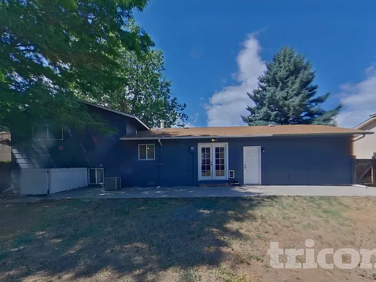 4615 El Camino Dr — Photo 17