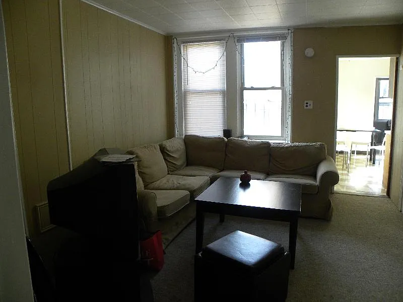 92 Endicott St #4
