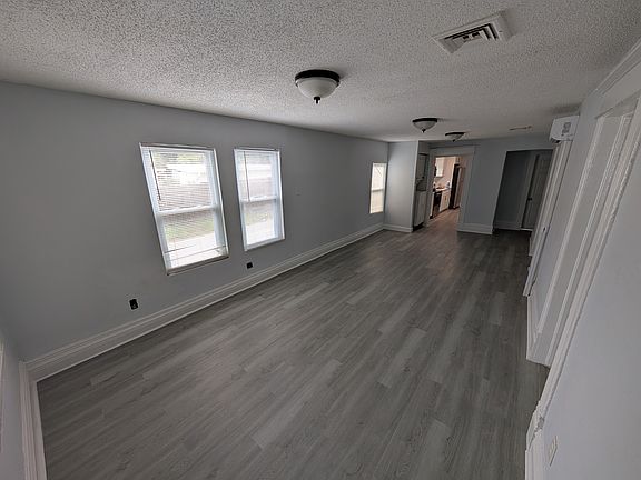4th image of 3511 N 11th St #A