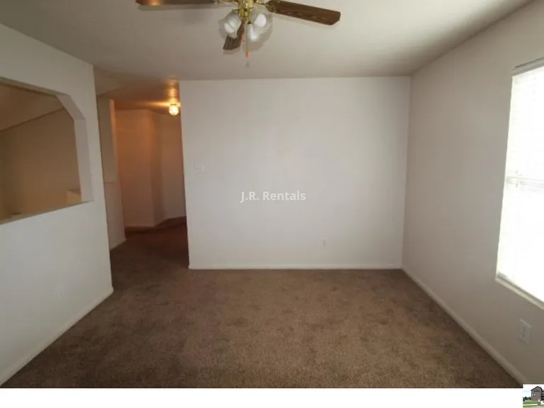 5611 Bertha Dr — Photo 48