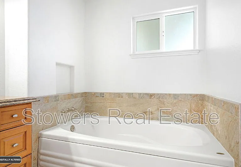 8049 Elgin Ln — Photo 25
