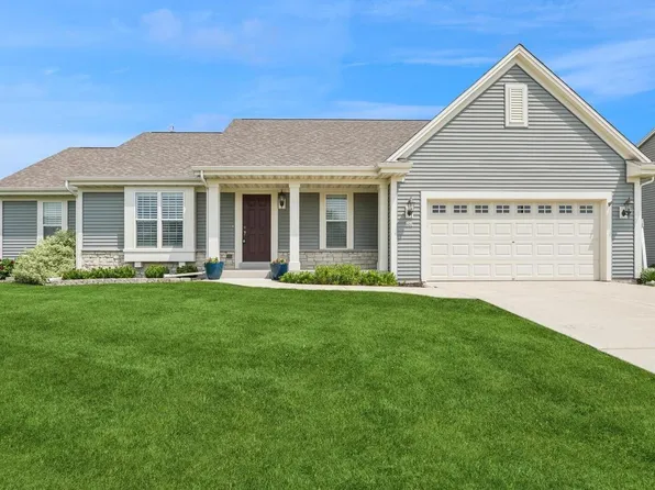602 East Emily AVENUE, Elkhorn, WI 53121