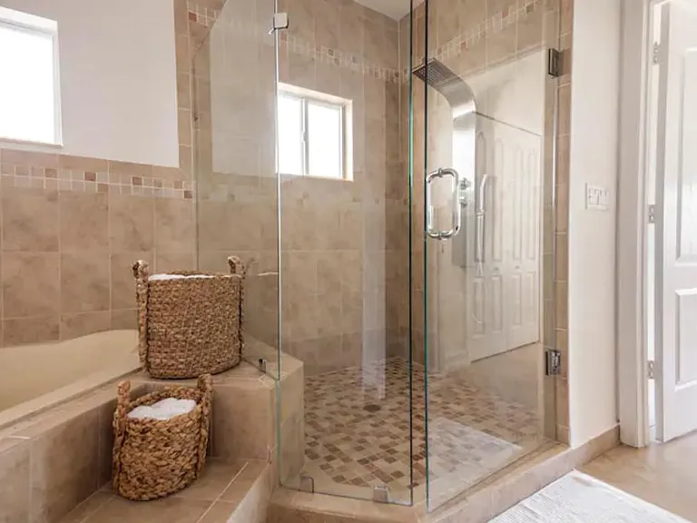 15566 SW 13th Ter — Photo 37