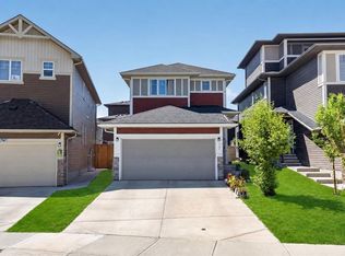 77 E Saddlestone Pl NE, Calgary, AB T3J 0Z6