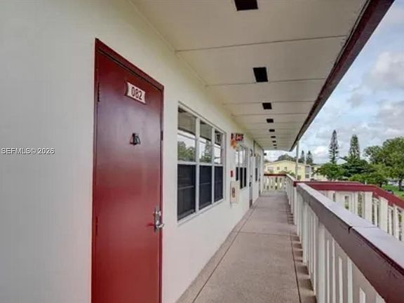 2nd image of 82 Fanshaw Way #B-82