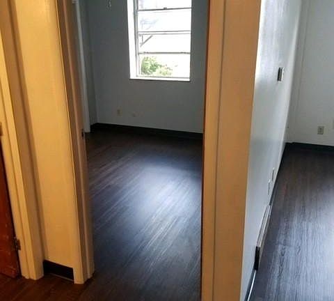 3rd image of 1105 2nd Ave