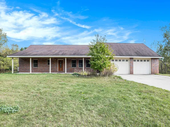 5261 Egner St NE, Sand Lake, MI 49343