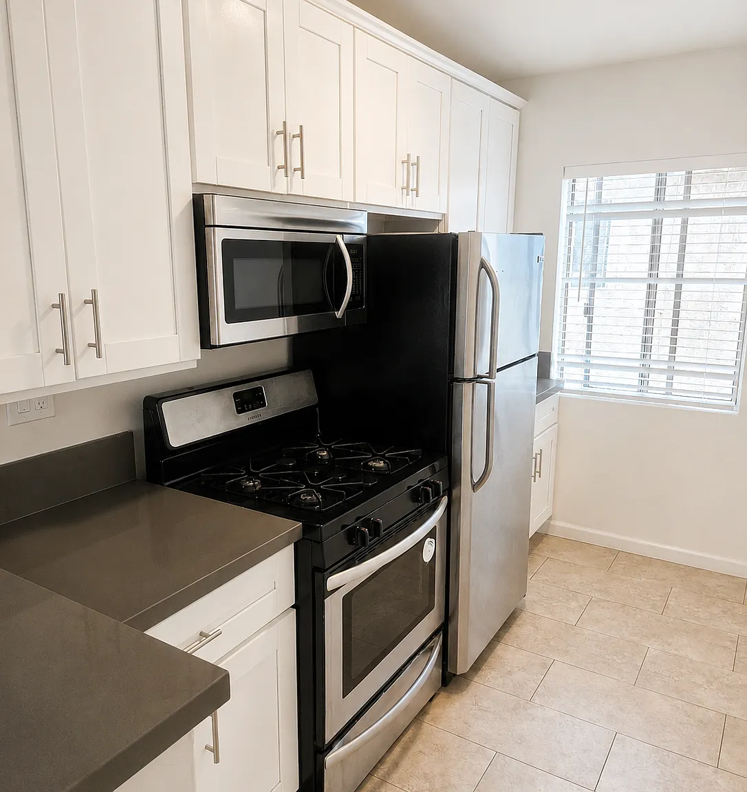 2 bed, 900 sqft, $2,295 — Photo 4