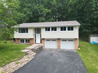 619 Moonstone Dr, Allison Park, PA 15101